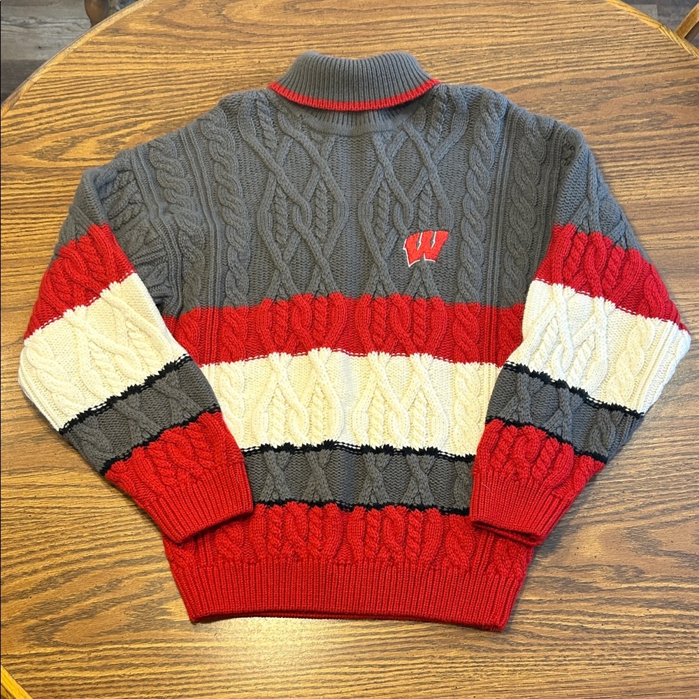 Tundra Canada Vintage Wisconsin Badgers Wool Blend Turtleneck Cable Knit Sweater